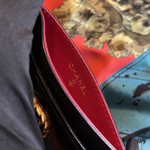 Chanel 19 Card Holder - Picture 7 of 8